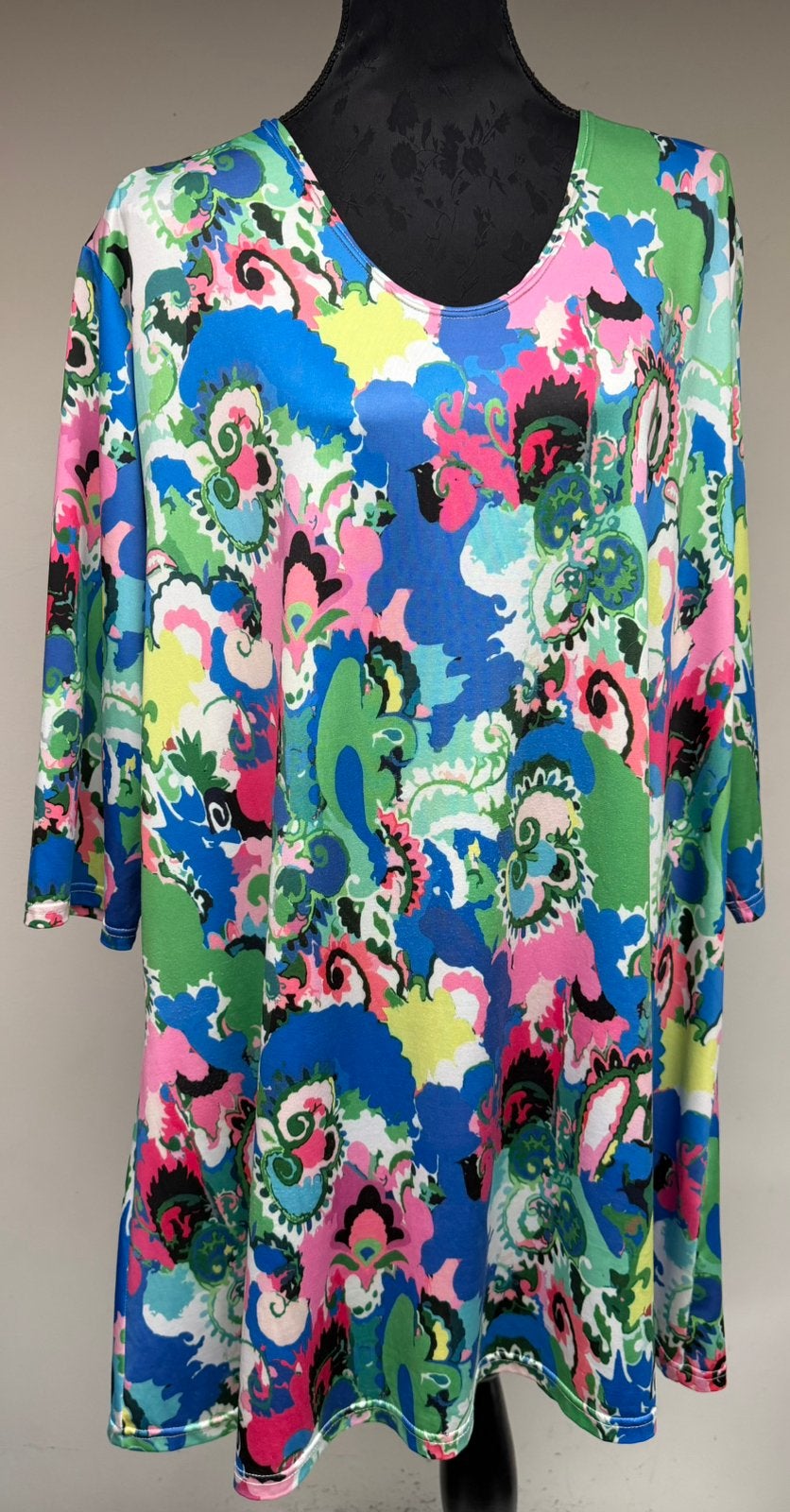 Superleuke blauw/roze gele tuniek bloemenprint MAGNA 52/54, Kleding | Dames, Grote Maten, Verzenden, Nieuw, Blauw