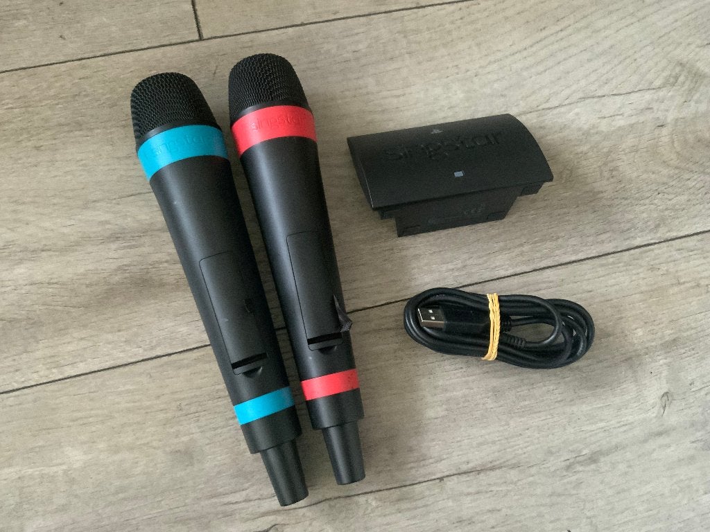 Playstation 2 3 & 4 Singstar Microfoons - Draadloos, Muziek, Ophalen of Verzenden, Zo goed als nieuw, 3 spelers of meer
