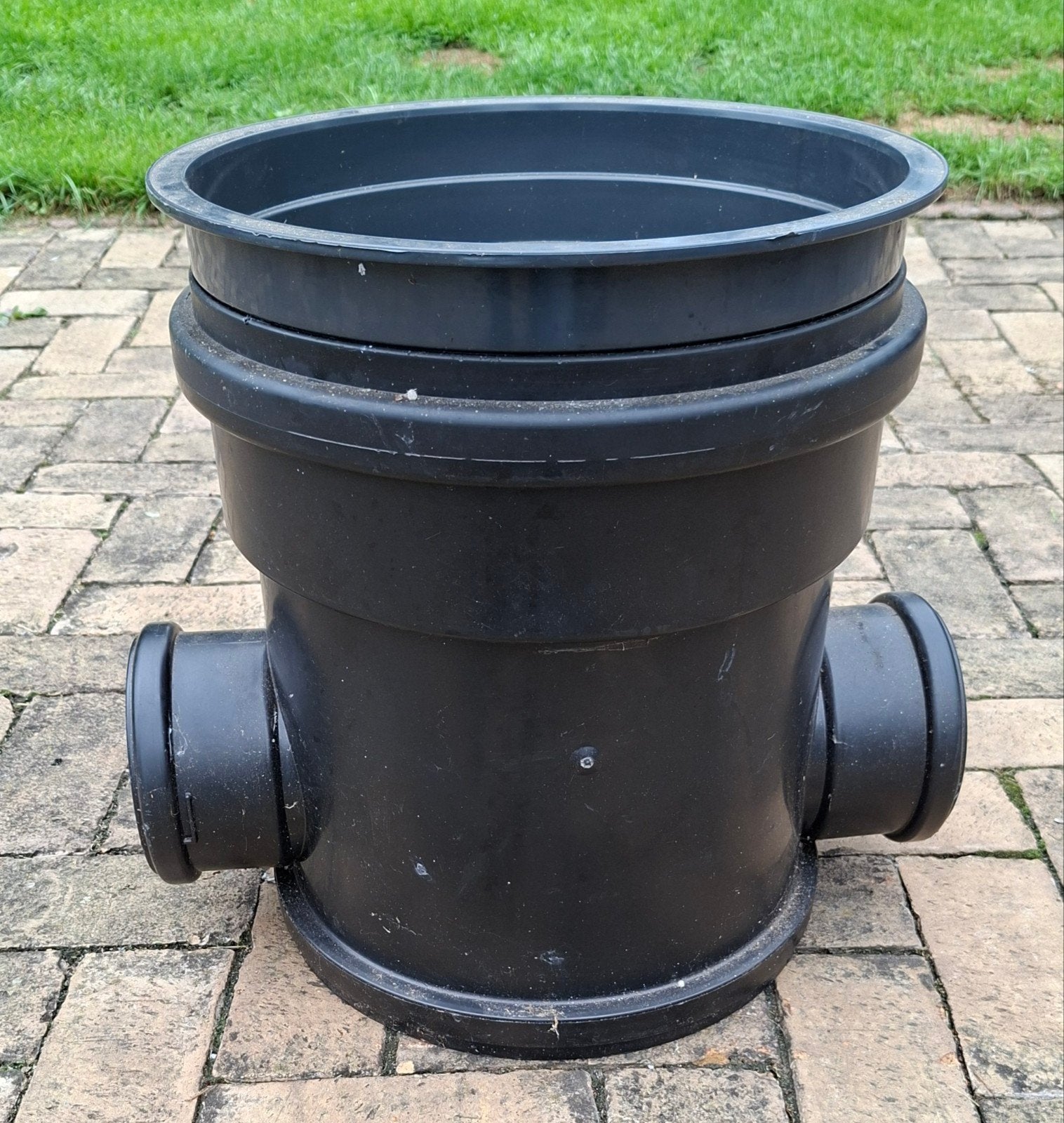 Zwarte PVC afvoer inspectieput met 2 aansluitingen, Doe-het-zelf en Verbouw, Buizen en Afvoer, Ophalen, Afvoer, Gebruikt, Pvc