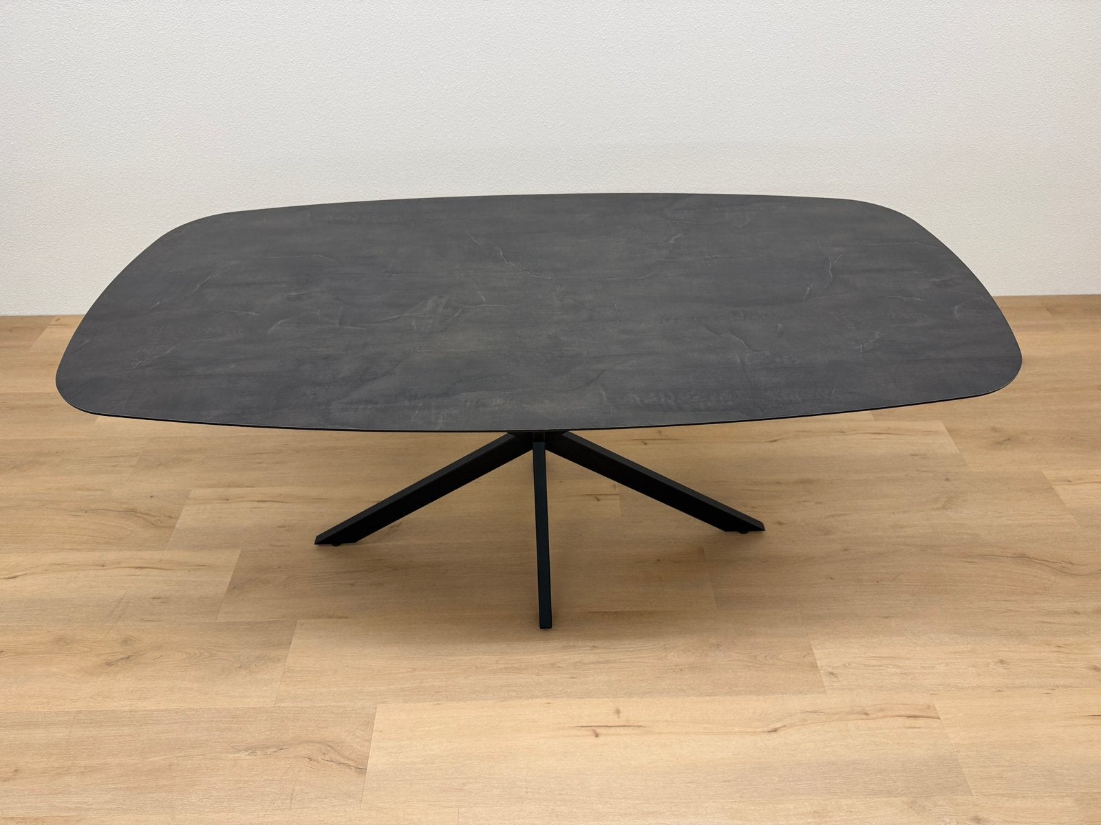 Deens ovale eettafel 180x90 - Marmer HPL - Direct Leverbaar