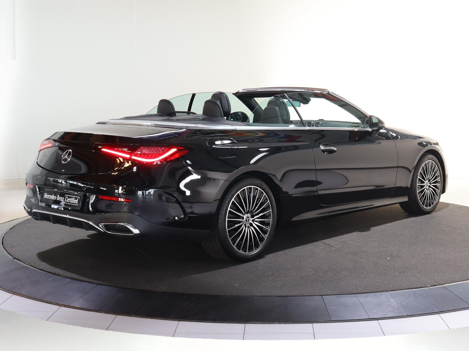 Mercedes-Benz CLE Cabriolet 200 AMG Line | Winter pakket | N, Auto's, Automaat, Dealer onderhouden, 4 cilinders, Cabriolet