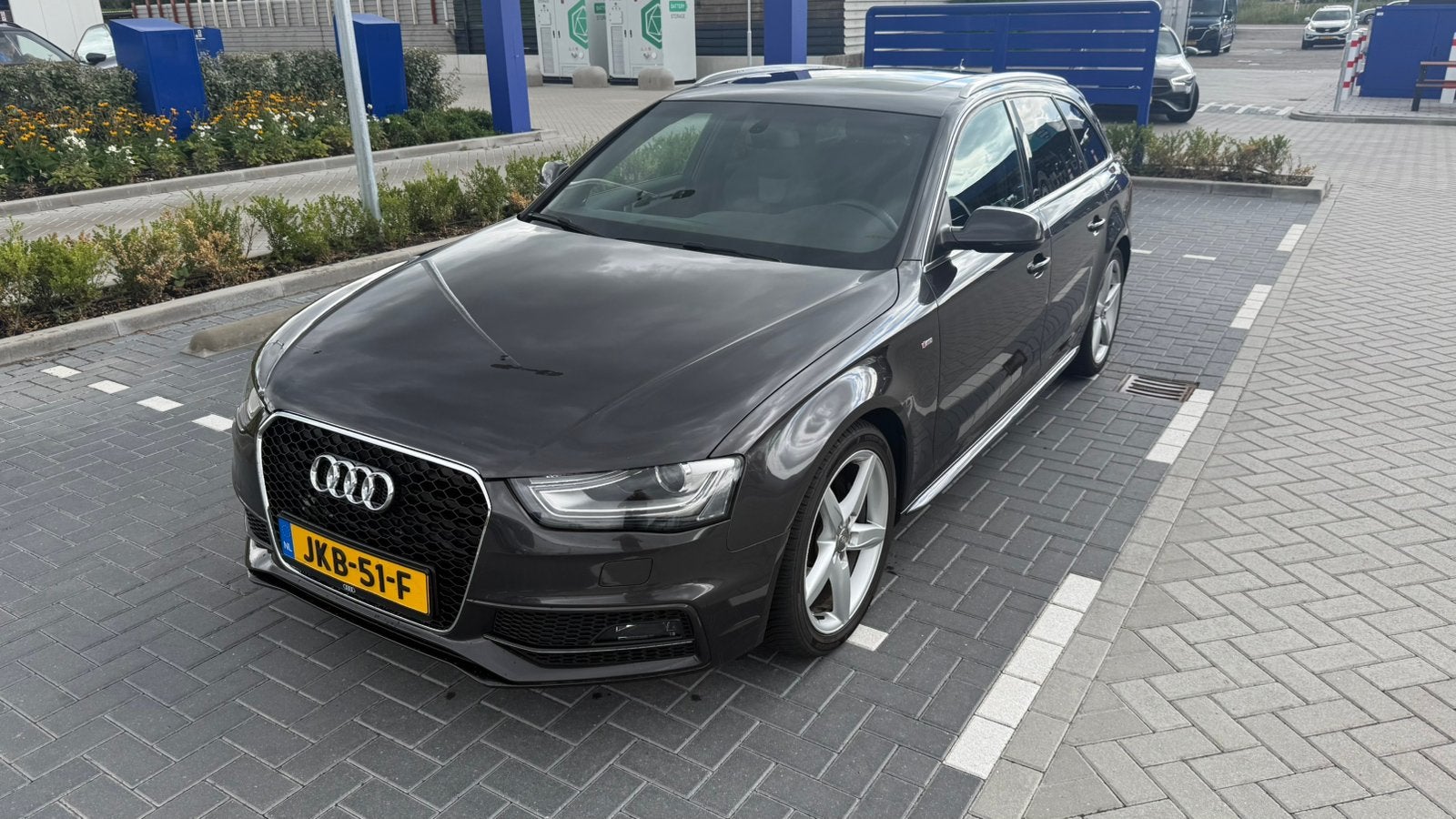 Audi A4 Avant 1.8 TFSI quattro Pro Line S FULL OPTION, 15 km/l, Zwart, 4 cilinders, 1535 kg