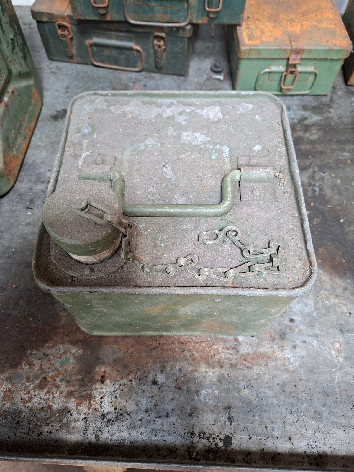 Vintage Leger Jerrycan - Olijfgroen Metalen Brandstofkan, Ophalen of Verzenden, Gebruikt