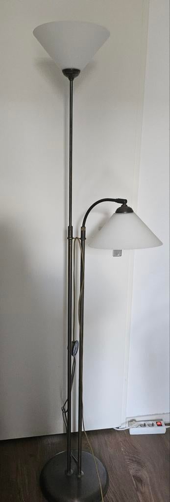 Staande woonkamerlamp met leeslamp, Gebruikt, Klassiek, functioneel, Ophalen of Verzenden, Glas