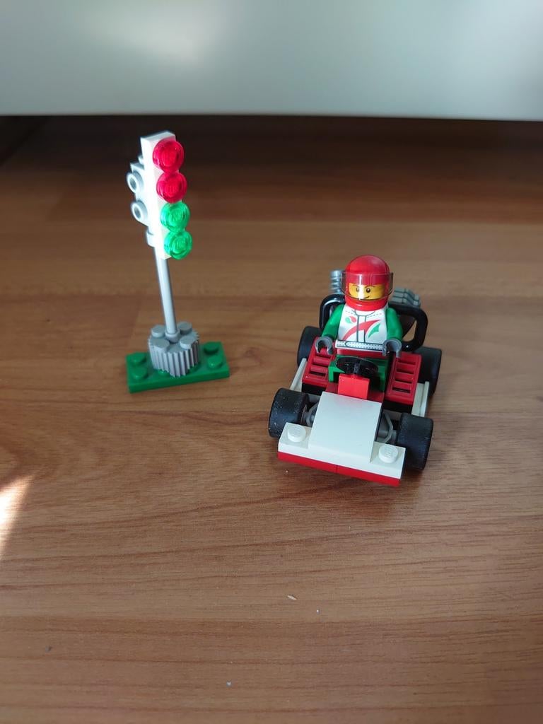 Lego set raceauto met coureur en stoplicht, Ophalen of Verzenden