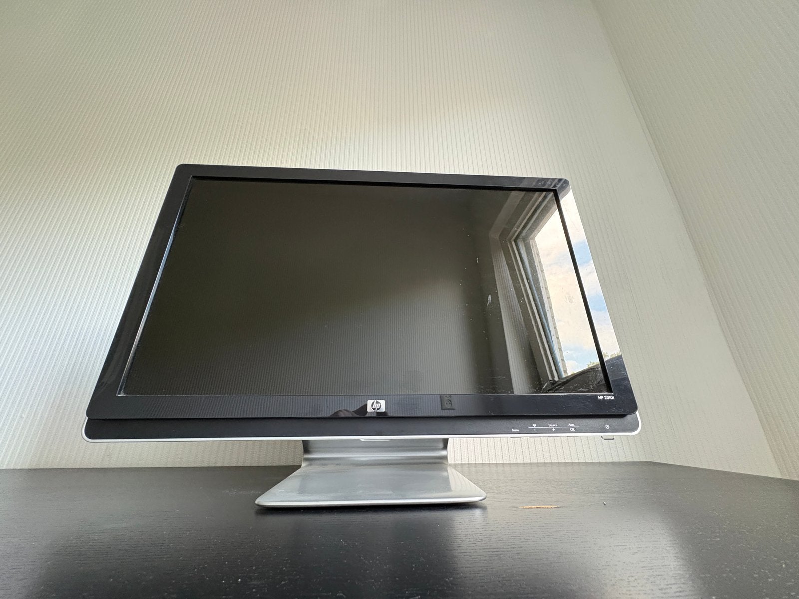 HP 2209m 21.5 inch Full HD Monitor, Computers en Software, Ophalen, Gebruikt, Kantelbaar, Full HD