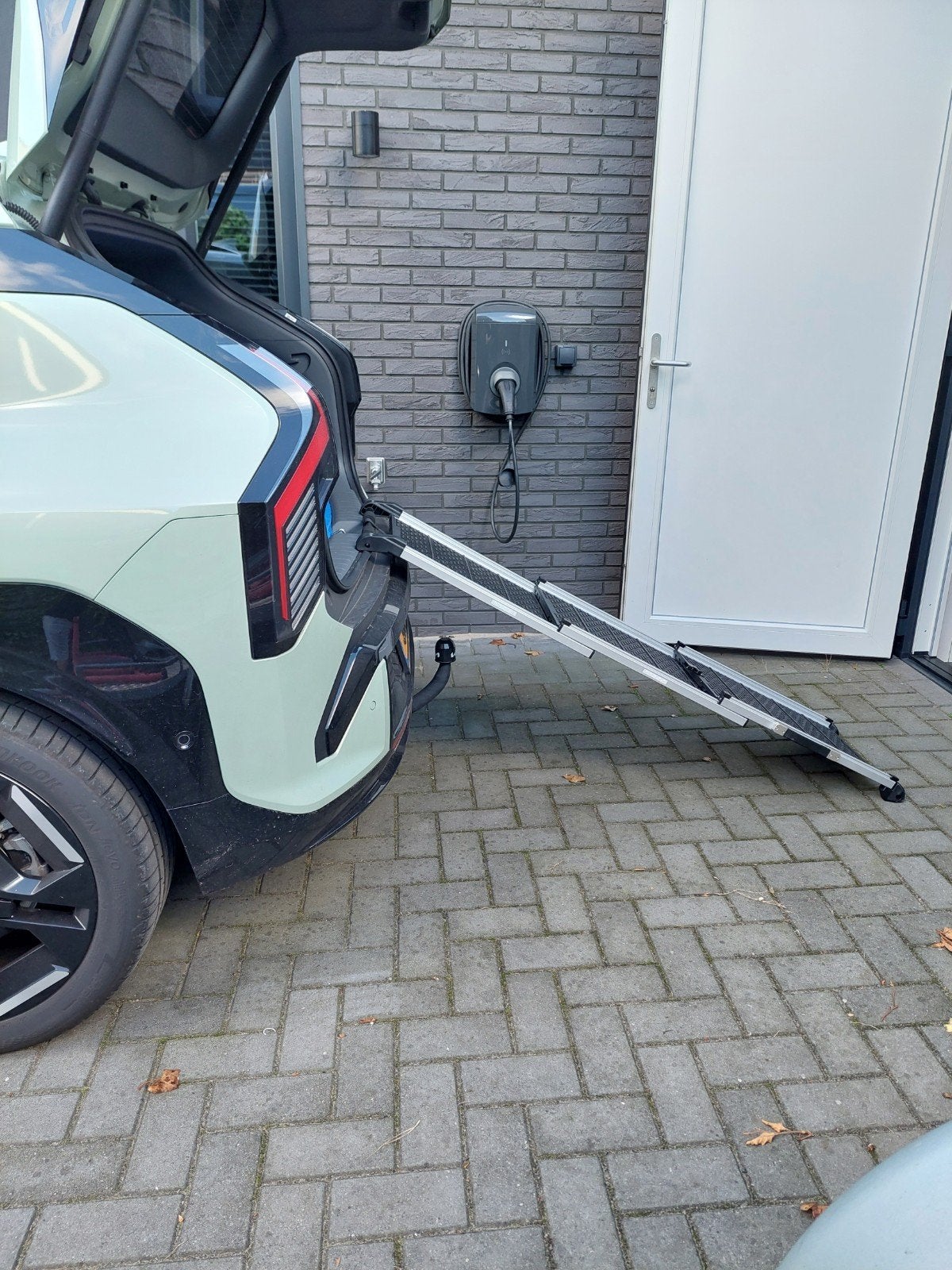 uitschuifbare loopplank voor de hond, Dieren en Toebehoren, Ophalen of Verzenden, Zo goed als nieuw