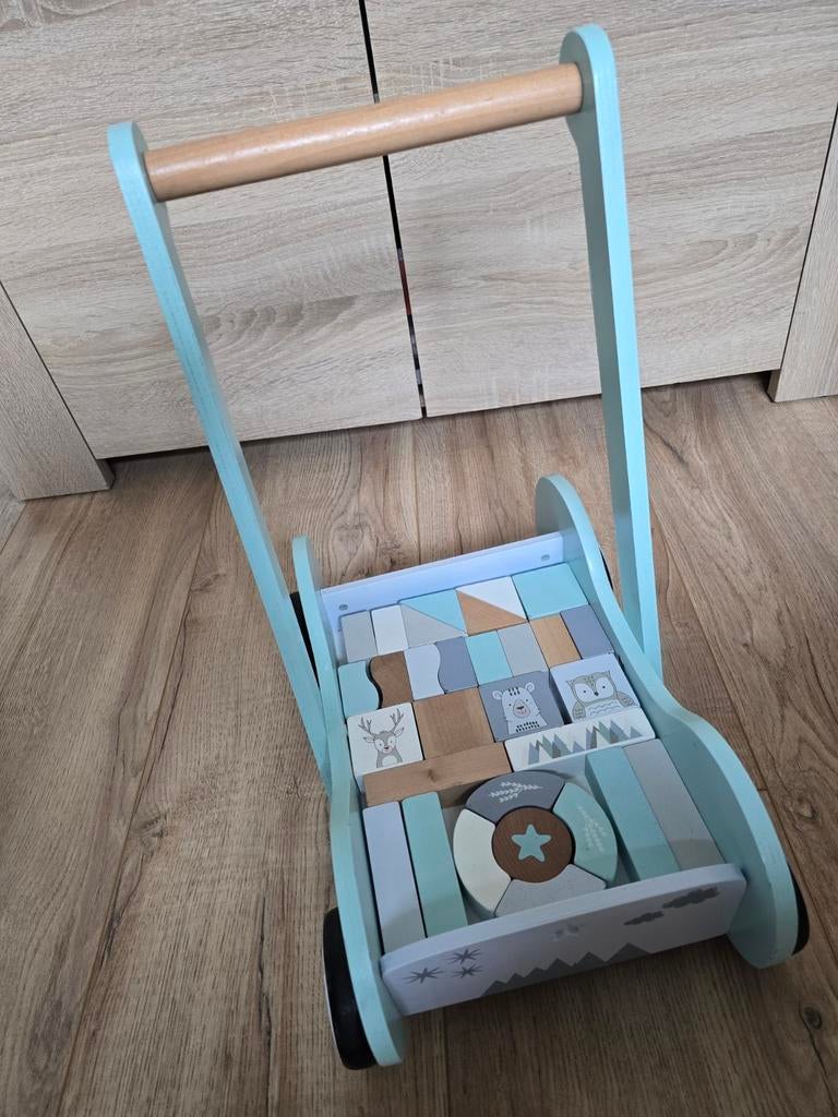 houten loopwagen met blokken, Ophalen, Gebruikt