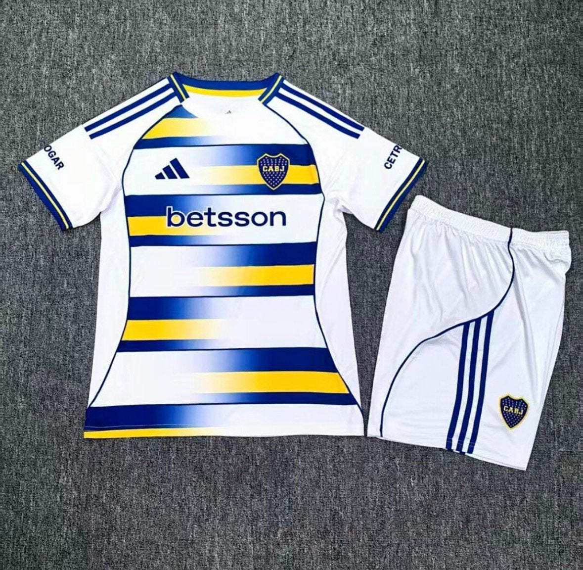 Boca Juniors 26/27 (Maat en bedrukking naar keuze), Sport en Fitness, Voetbal, Maat XL, Ophalen of Verzenden, Zo goed als nieuw