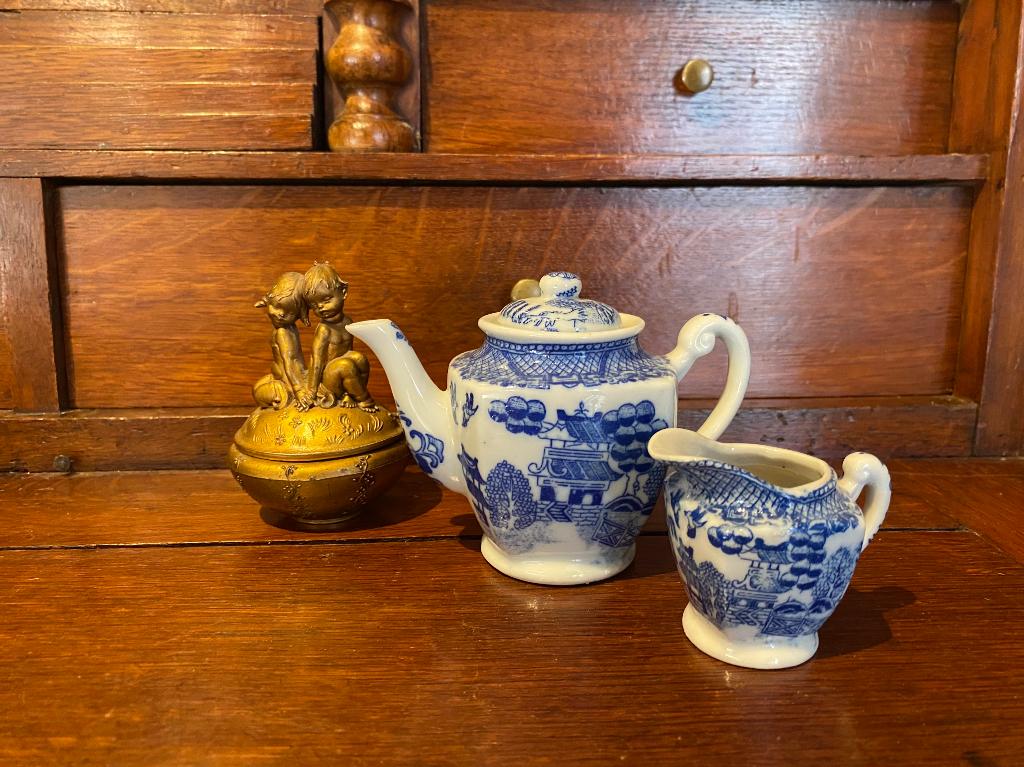 Mini theepotje en melkkan, poppenservies Blue willow, Antiek en Kunst, Ophalen of Verzenden