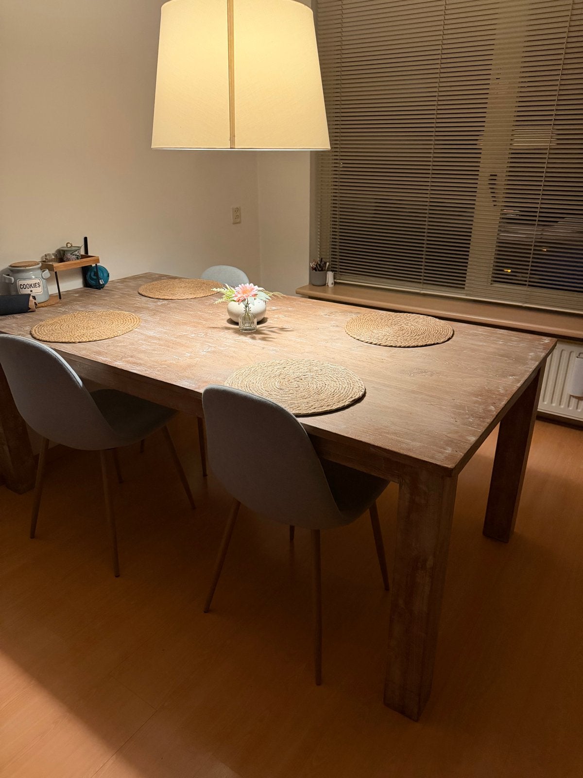Robuuste houten eettafel met 4 stoelen, Huis en Inrichting, Gebruikt, 150 tot 200 cm, Vier personen, Rechthoekig