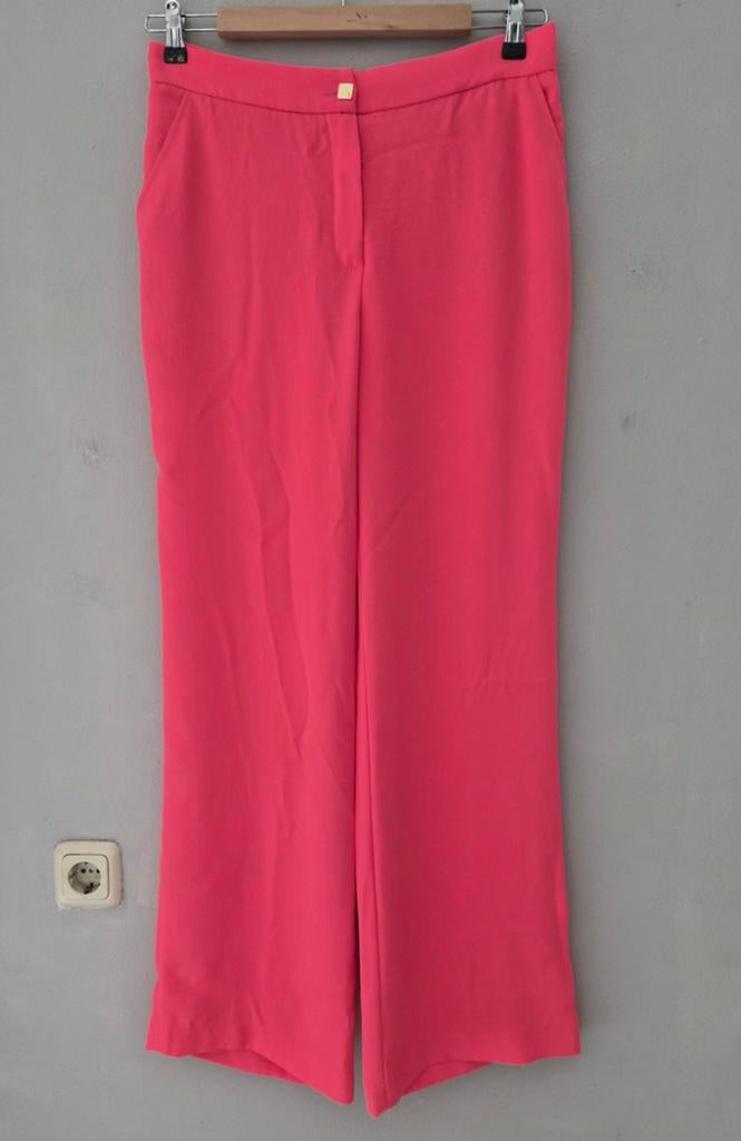 Caroline biss satinlook pantalon nieuw, Maat 38/40 (M), Nieuw, Ophalen of Verzenden, Roze
