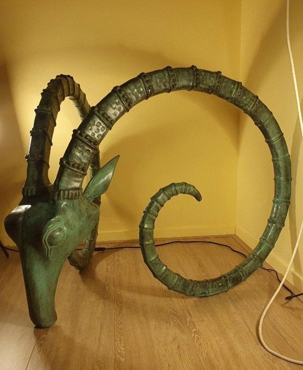 Grote bronzen sculptuur van steenbok, Ophalen, Meer dan 2 meter, Beeld, Groen