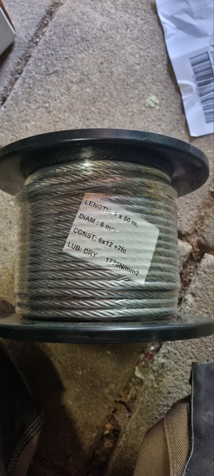 Stalen kabel 6mm x 50m met klemmen en spanners, Ophalen of Verzenden