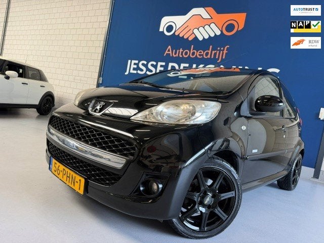 Peugeot 107 1.0-12V Millesim 200 automaat / bj.2011 / kleur:, Auto's, Euro 5, Stof, Gebruikt, Elektrische ramen