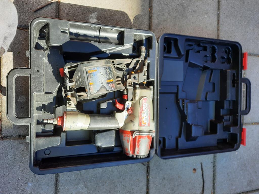 Max cn565s2 multifunctionele coil nailer pneumatische tacker, Ophalen of Verzenden, Gebruikt