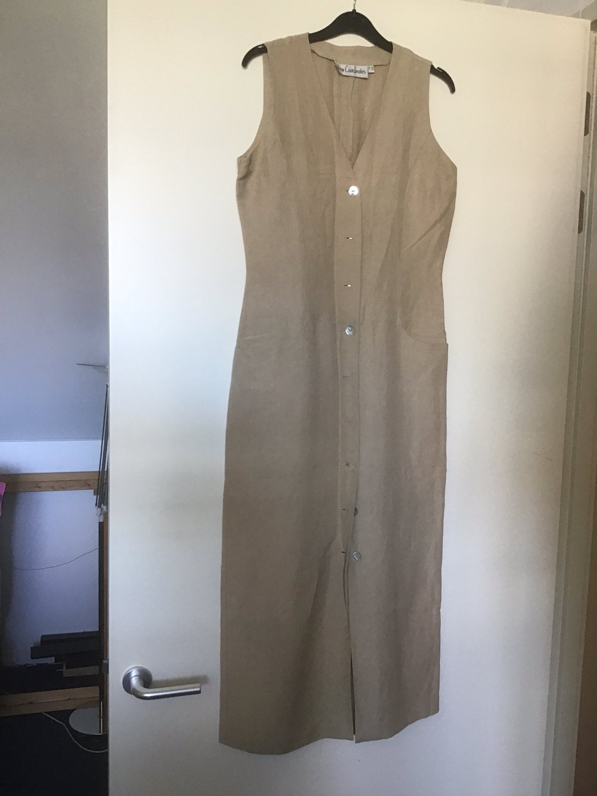 Linnen lange jurk, enkellang.maat 36 zandkleur. Prijs €20, Kleding | Dames, Jurken, Beige, Ophalen of Verzenden, Zo goed als nieuw