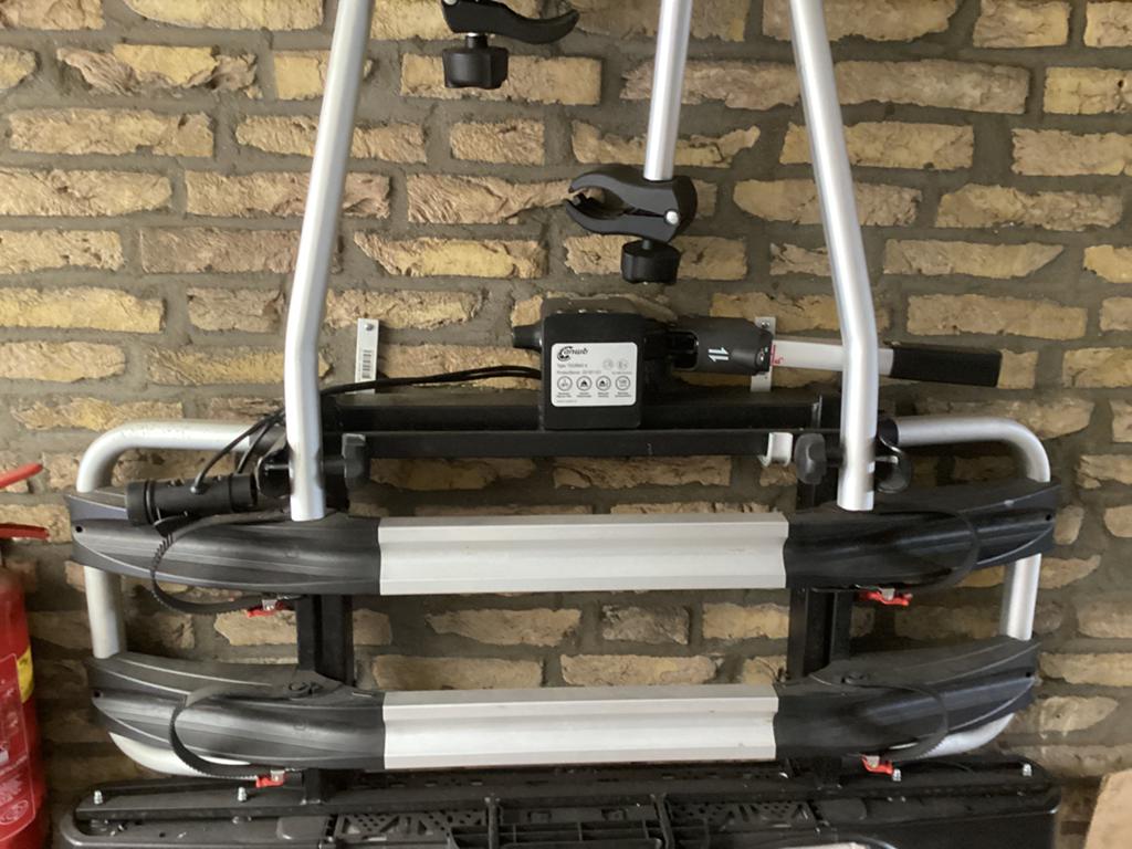 Fietsendrager, Zo goed als nieuw, 2 fietsen, Elektrische fiets, Achterklepdrager
