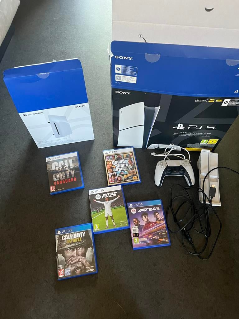 PlayStation 5 Disc Edition met 5 games en extra disc drive, Ophalen, Vanaf 18 jaar, Overige genres, Eén computer