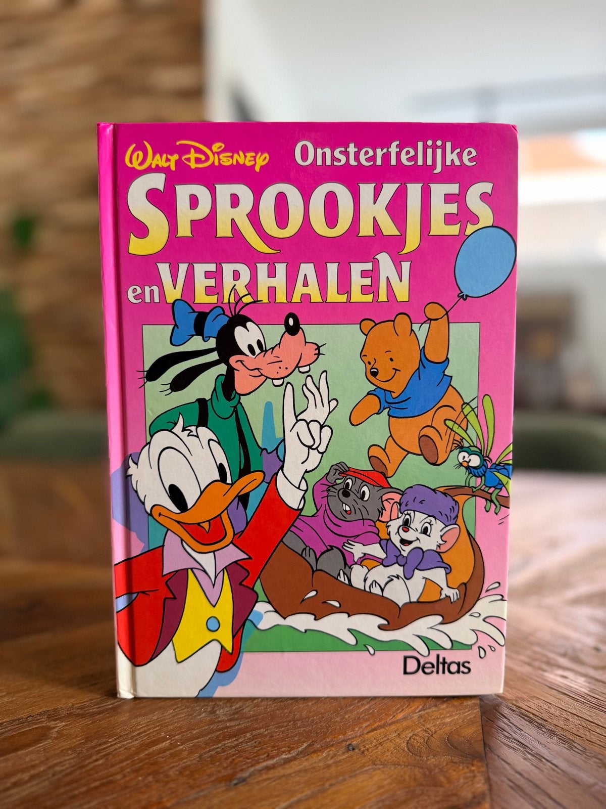 Walt Disney Onsterfelijke Sprookjes en Verhalen, Verzenden, Gelezen