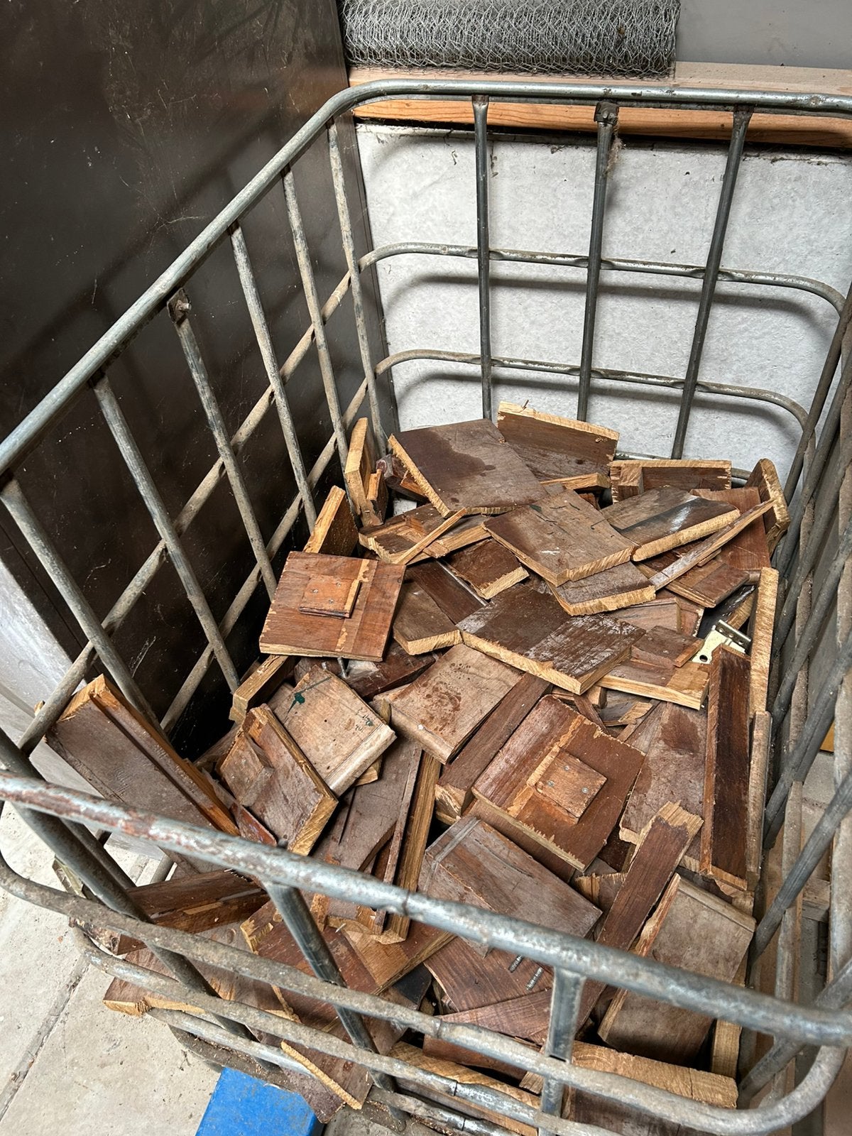 Gratis kachelhout haardhout sloophout 0,5 m3, Minder dan 3 m³, Ophalen