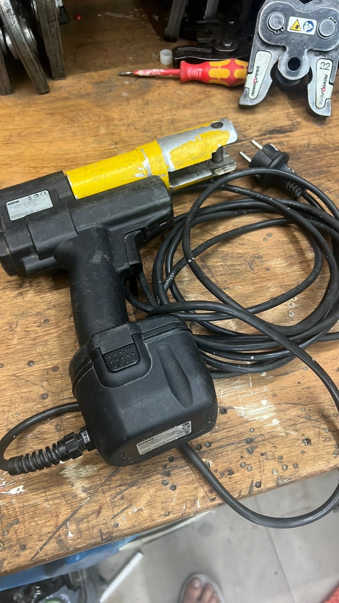 Perstang rems mini, Doe-het-zelf en Verbouw, Ophalen of Verzenden, Zo goed als nieuw