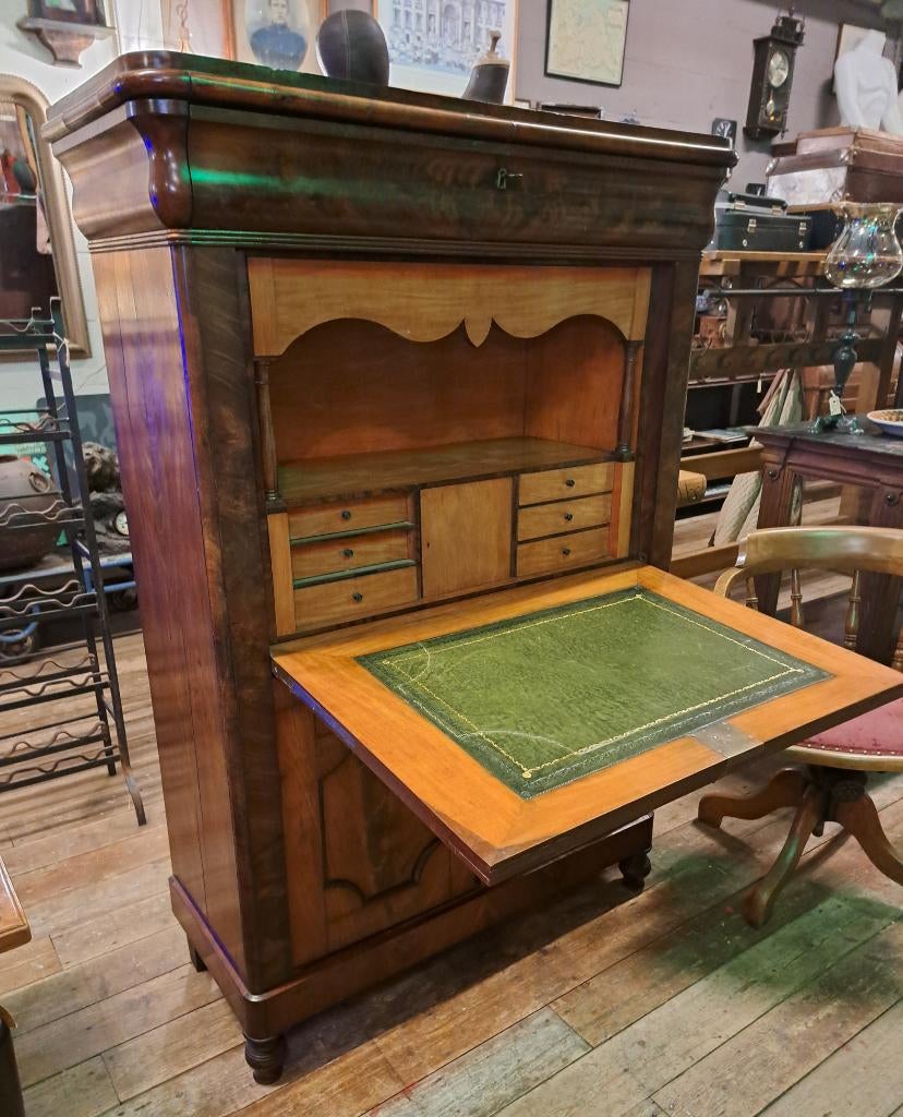 Antieke klep secretaire of bureau met een erg mooi interieur, Antiek en Kunst, Ophalen