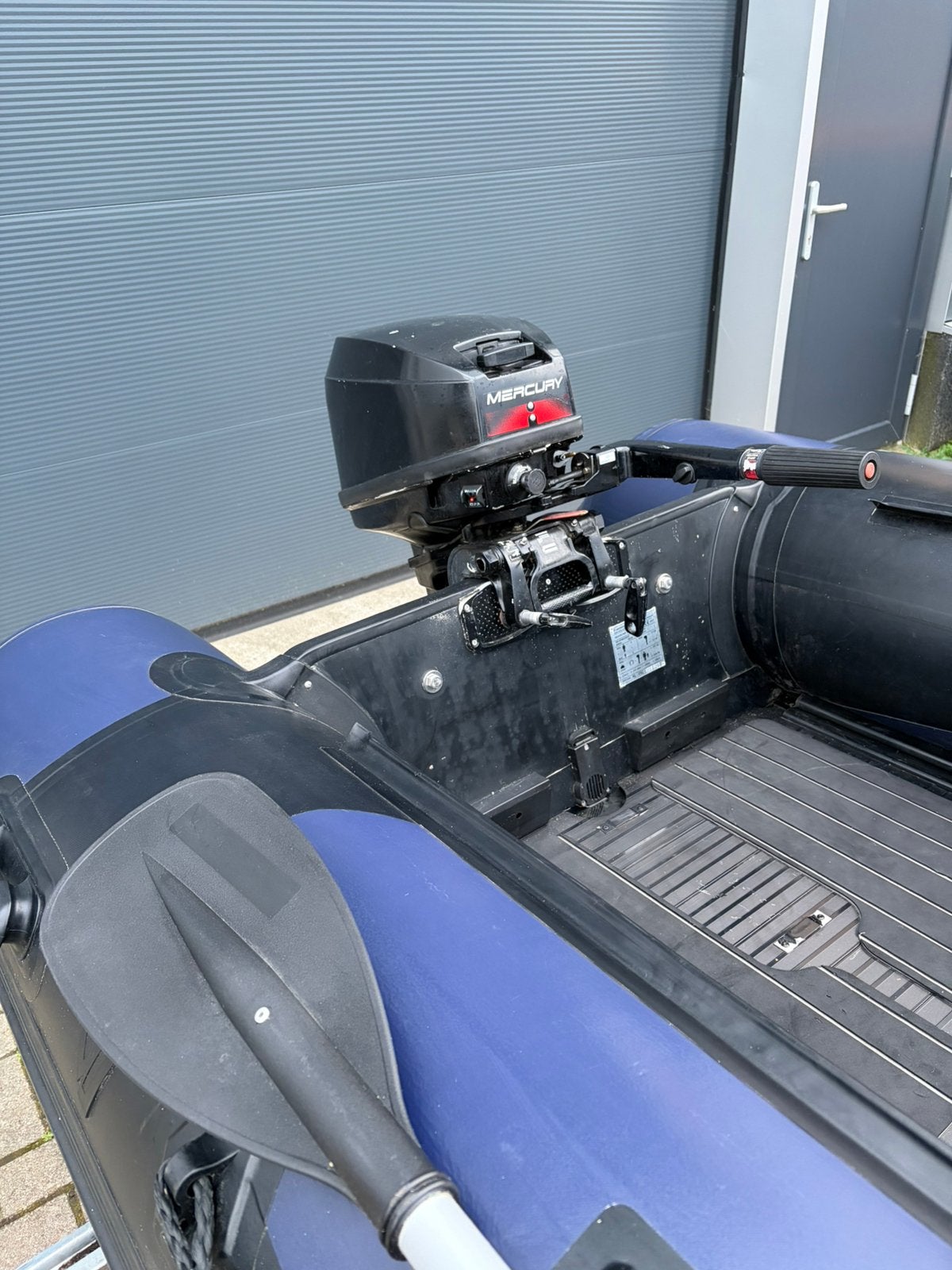 Foto 15 van Unieke vetus rubberboot met 8pk motor