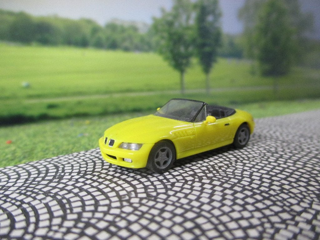 BMW E36 Z3 Roadster - Herpa geel