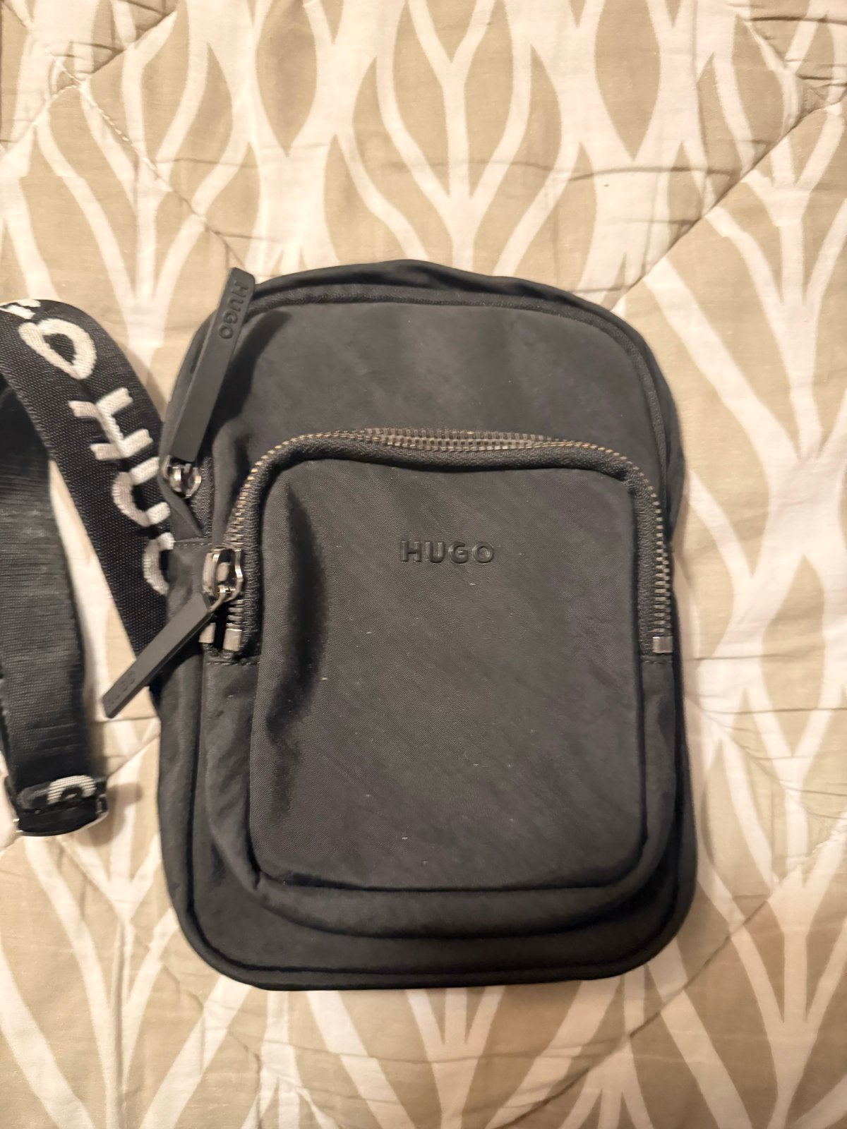 Hugo Boss schoudertasje zwart, Sieraden, Tassen en Uiterlijk, Ophalen of Verzenden, Zo goed als nieuw, Zwart, Overige merken