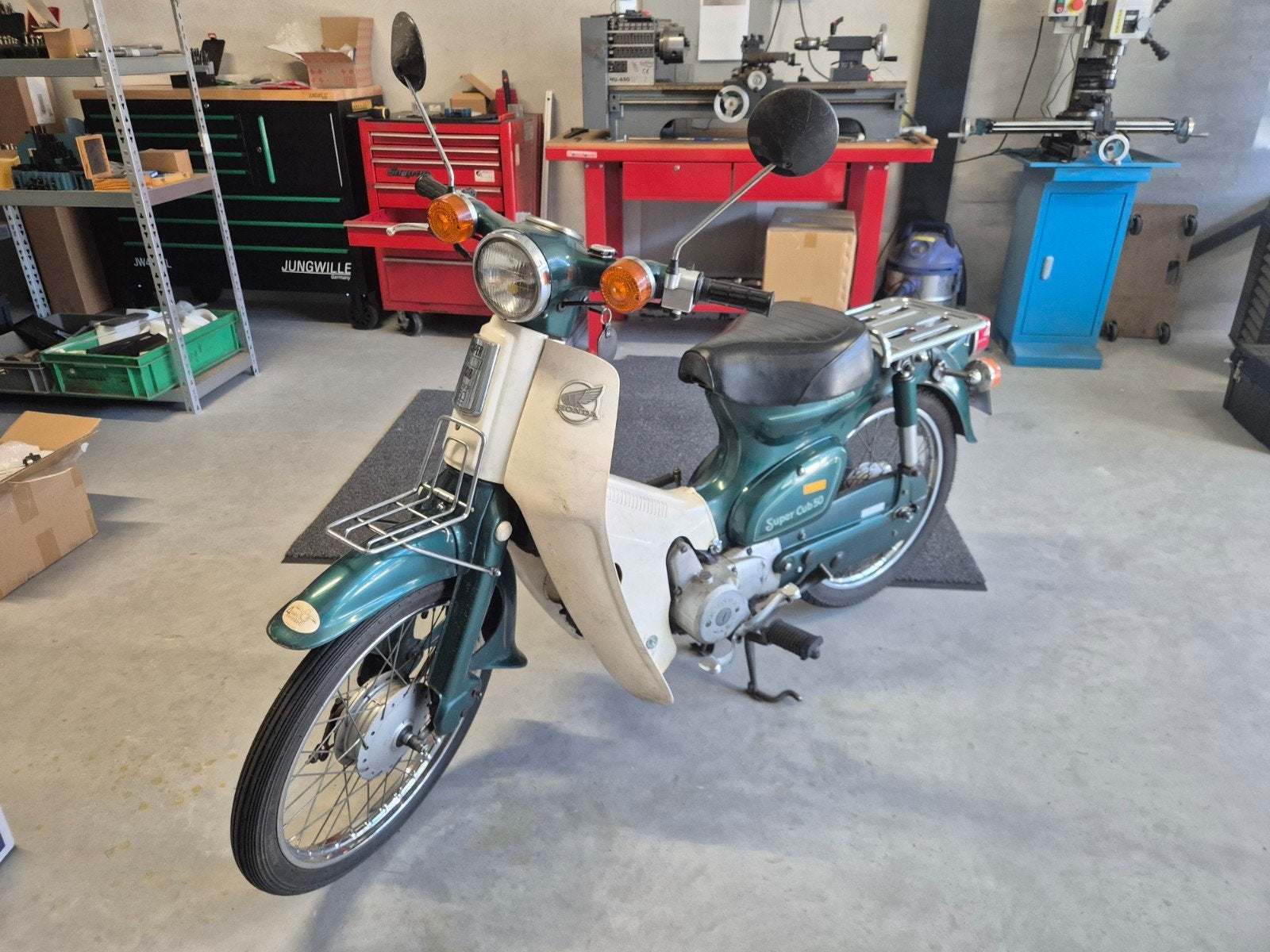 Honda super Cub 50, Fietsen en Brommers, Maximaal 45 km/u, 50 cc, 3 versnellingen, Ophalen