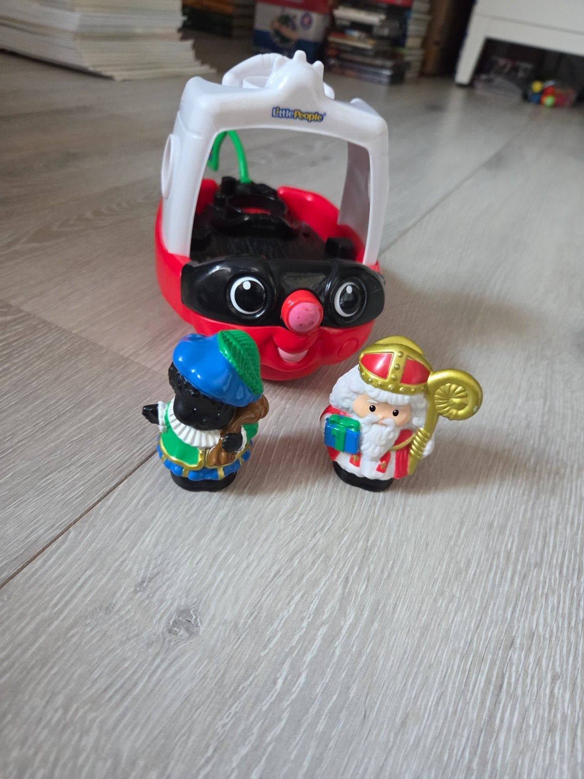 Sinterklaas en Zwarte Piet - Little People boot + muziek, Ophalen of Verzenden