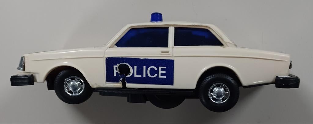 Zeldzame Volvo 242 Politie modelauto uit verzameling., Ophalen of Verzenden, Nieuw