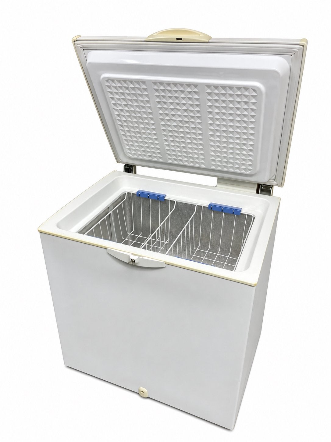 Whirlpool Vrieskist - Ruime en Efficiënte Vriezer, Vrieskist, Gebruikt, M, J