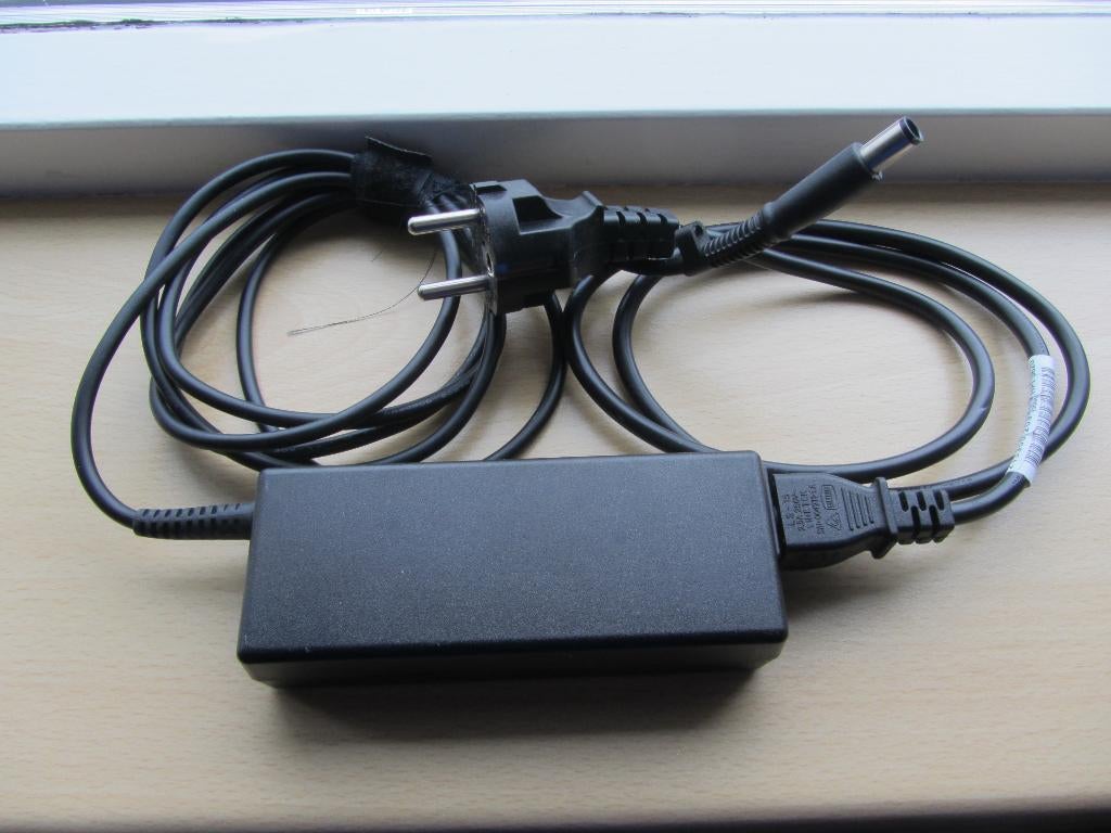 HP 90-Watts 100-240VAC 50-60Hz 18.5VDC 4.74A Smart Pin Slim, Ophalen of Verzenden, Zo goed als nieuw, HP