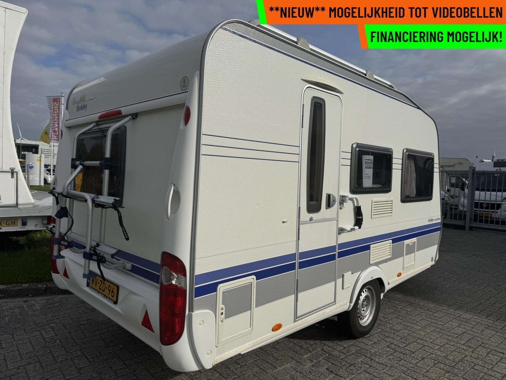 Hobby 400 SF EXCELLENT, DWARSBED, TREINZIT, MOVER, VOORTENT, Caravans en Kamperen, Hobby, Bedrijf, Treinzit, 750 - 1000 kg