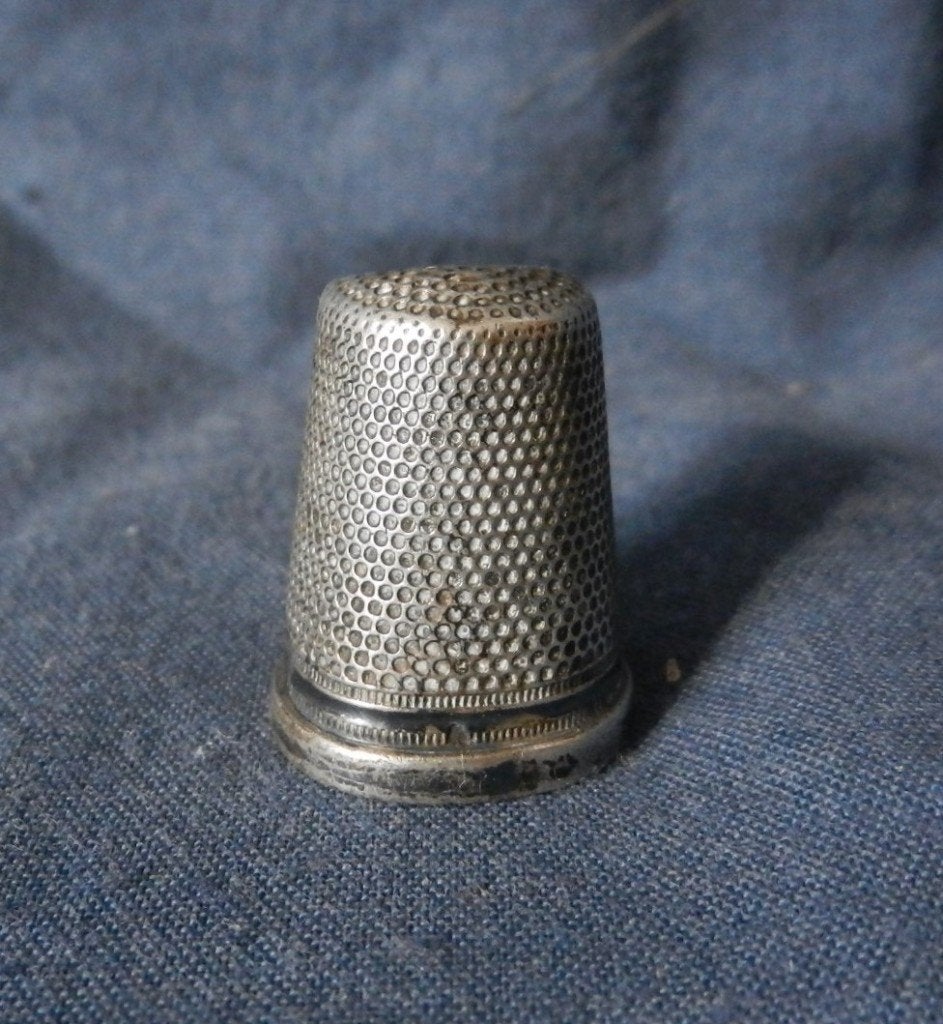 Zilveren vingerhoed Duitsland circa 1900 3, Antiek en Kunst, Antiek | Goud en Zilver, Ophalen of Verzenden, Zilver
