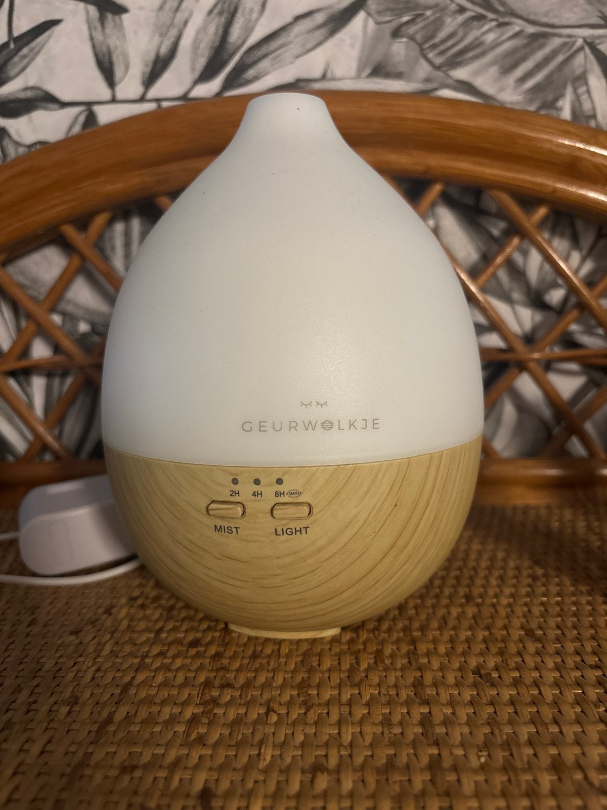 Geurwolkje Aroma Diffuser - Wit/Houtlook, Ophalen, Kunststof, Zo goed als nieuw, Modern