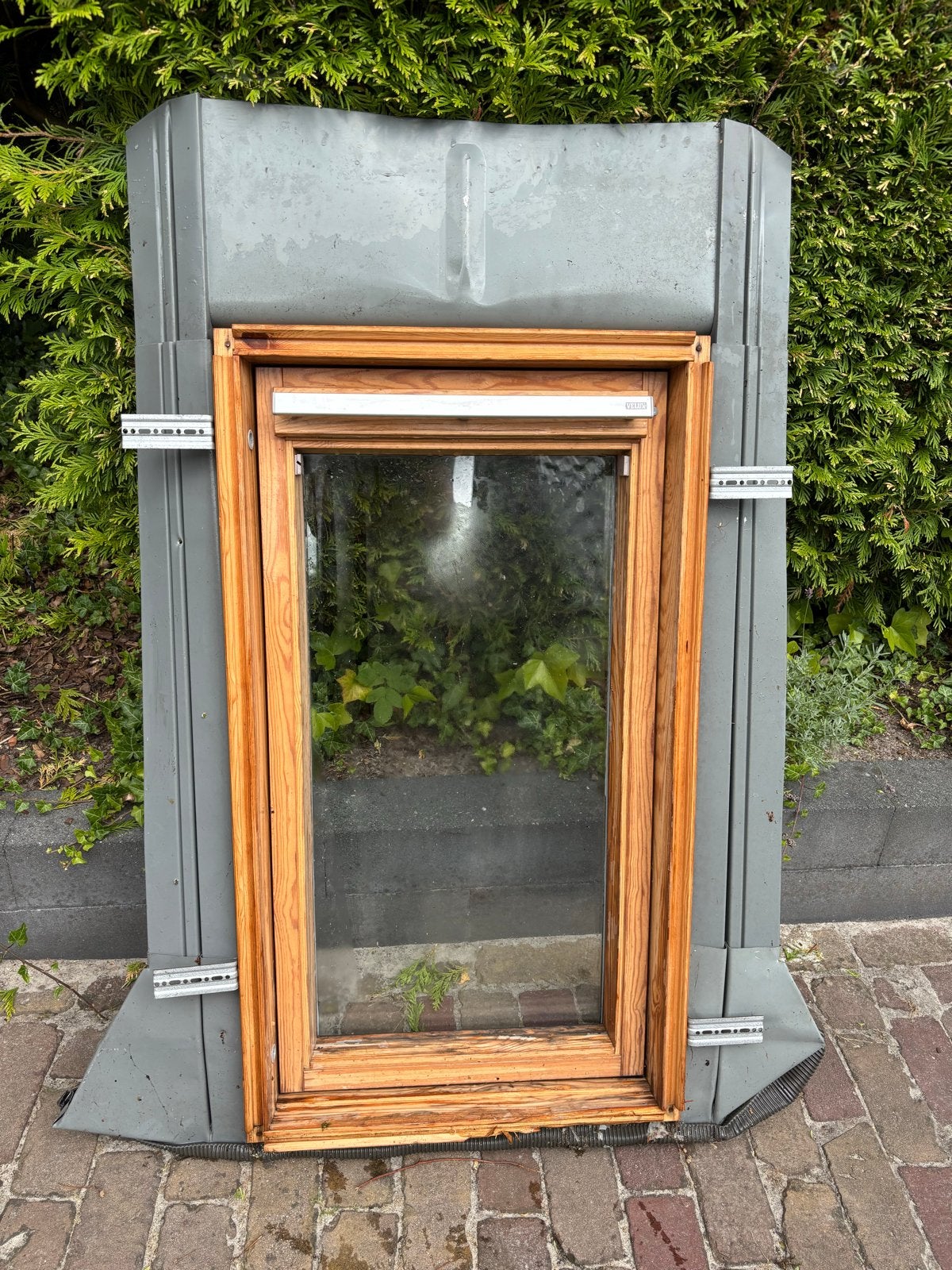 Velux GGL 104 Dakraam - Houten Kozijn, Ophalen, Gebruikt, Minder dan 80 cm, 80 tot 120 cm