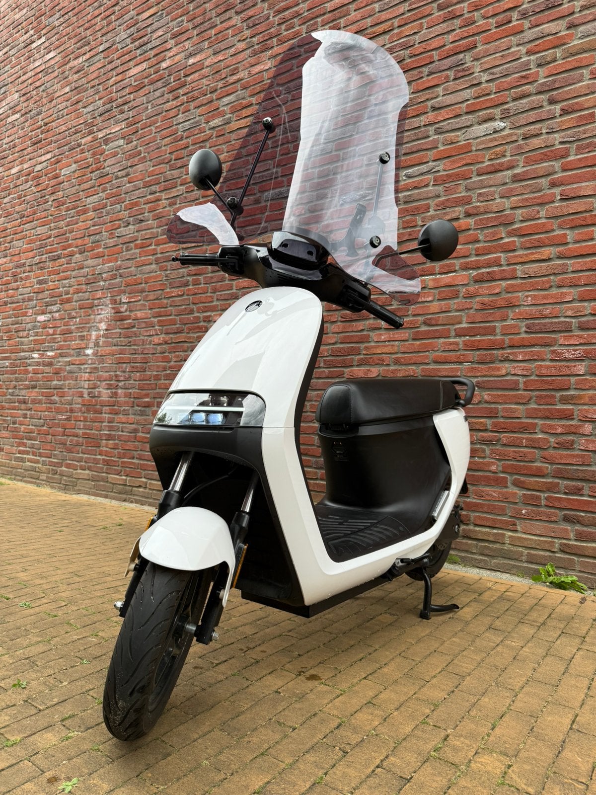 Segway E110S 45 km/u 2023 | 1.680 km | Windscherm + houder, Ophalen, Maximaal 45 km/u, Elektrisch, Zo goed als nieuw