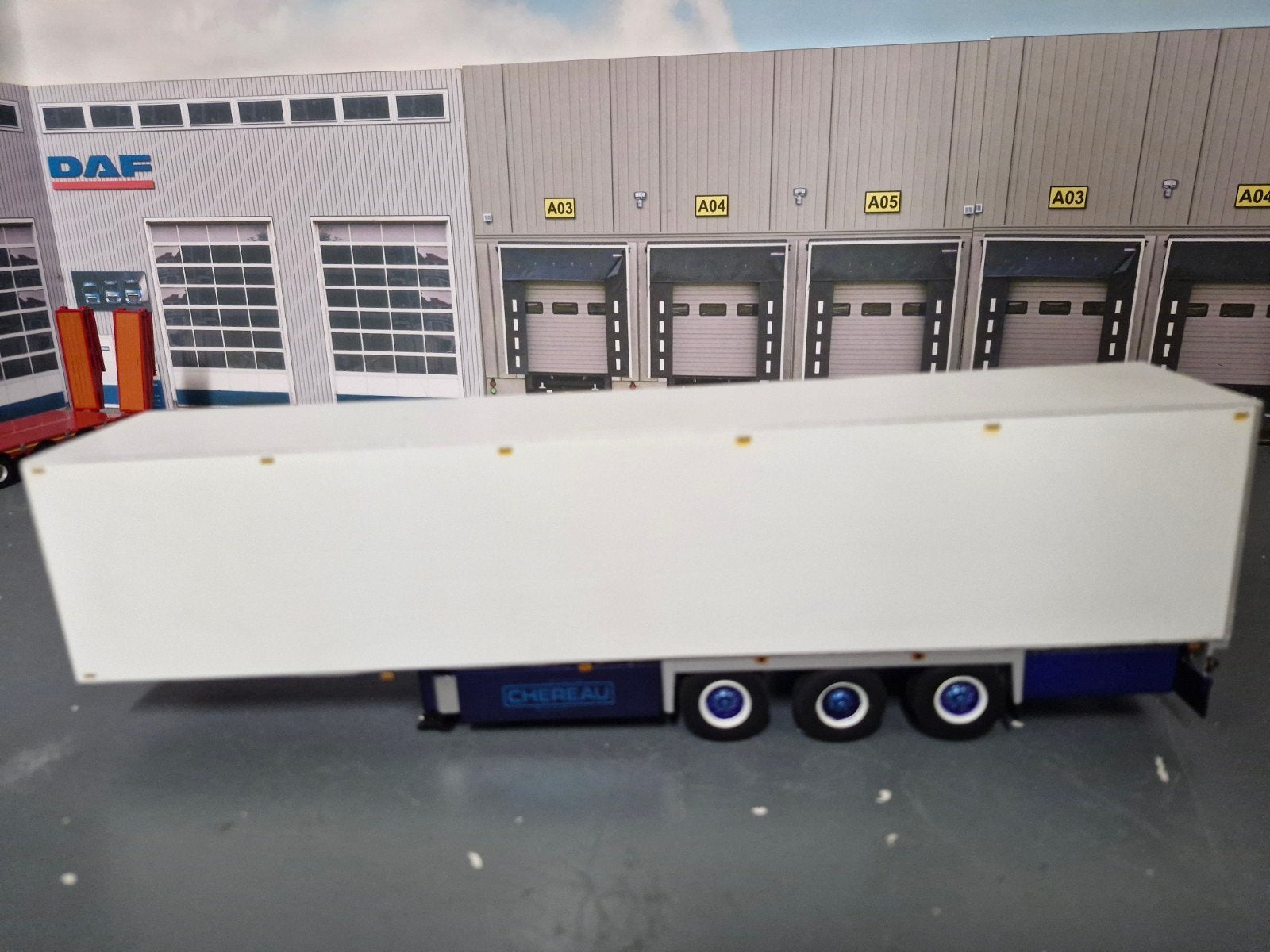 koeltrailer wsi chereau blank, Hobby en Vrije tijd, Modelauto's | 1:50, Ophalen of Verzenden, Zo goed als nieuw, Bus of Vrachtwagen