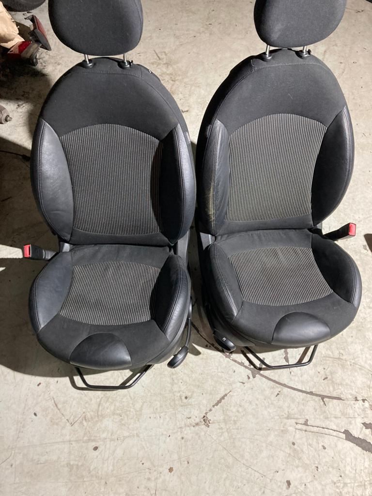 Te koop diverse mini interieurs r55 r56 r57 r58, Ophalen, Gebruikt, Zonnebloemveld 6f, Mini