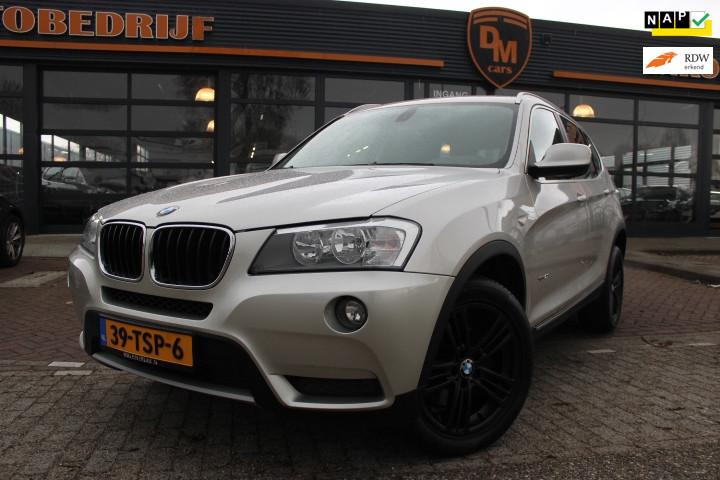 BMW X3 XDrive20i High Executive | Camera | Carplay | Netjes, Euro 5, Gebruikt, 4 cilinders, Bedrijf