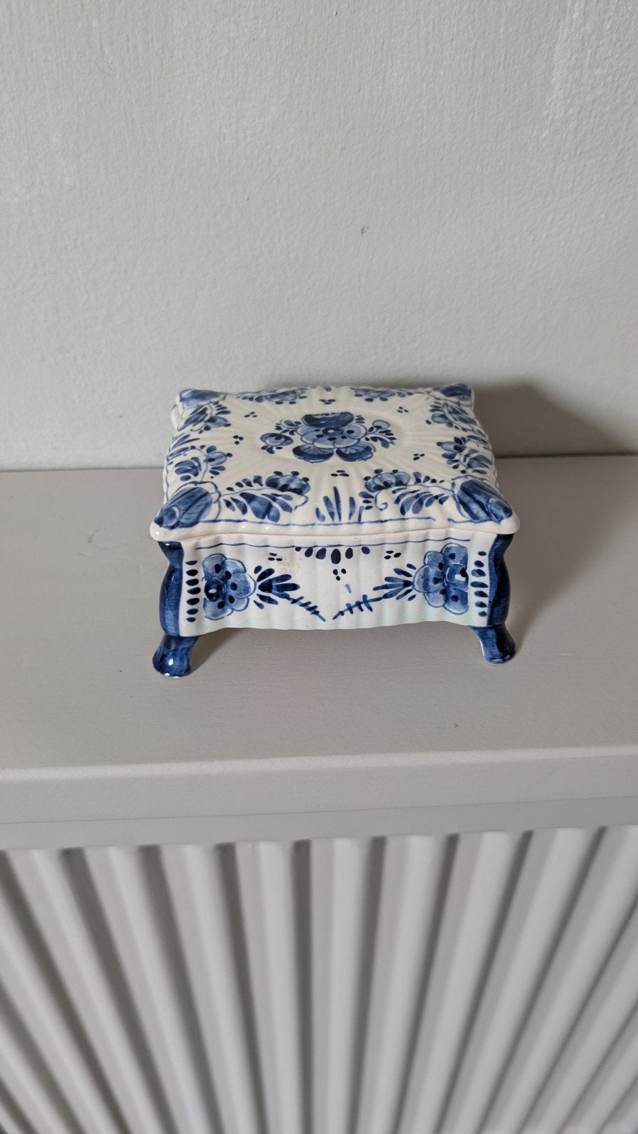 Delfts Blauw Handgeschilderd Sieradendoosje, Antiek en Kunst, Ophalen of Verzenden