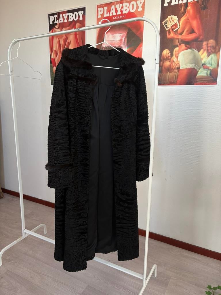 REAL Vintage Persian Lamb Coat, Ophalen of Verzenden, Zo goed als nieuw, Zwart