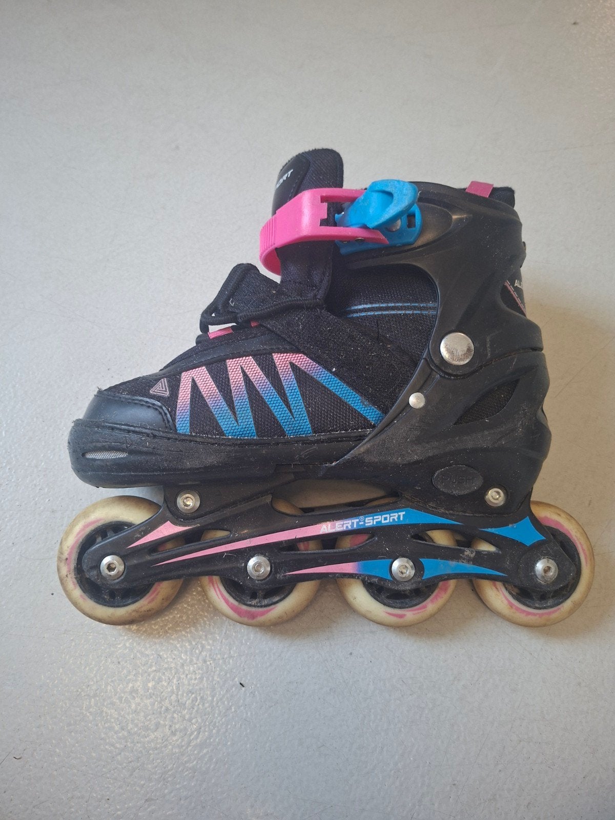 Skeelers - Alert Sport - Verstelbaar, Sport en Fitness, Kinderen, Inline skates 4 wielen, Ophalen, Overige merken