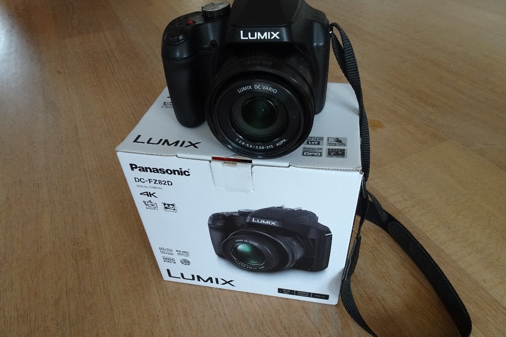 Panasonic Lumix FZ82D (met USB-C en grote EVF), Audio, Tv en Foto, Fotocamera's Digitaal, Compact, Ophalen of Verzenden, Zo goed als nieuw