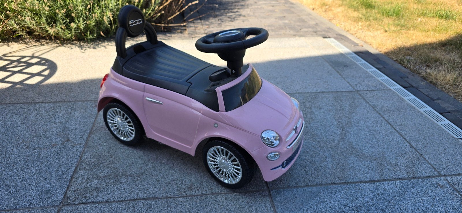 Roze Fiat 500 loopauto voor kinderen, Ophalen, Gebruikt