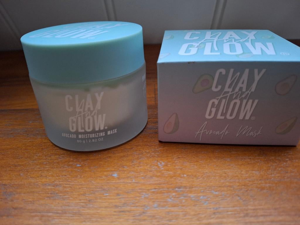 Clay and Glow Avocado Moisturizing Masker, Ophalen of Verzenden, Zo goed als nieuw, Gehele gezicht, Verzorging