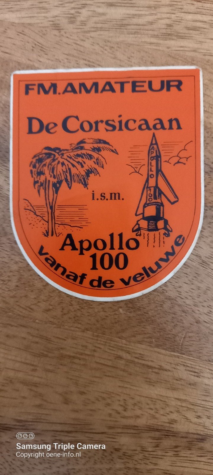 Vintage FM AMATEUR piraat De Corsicaan Apollo 100 sticker, Ophalen of Verzenden, Gebruikt, Overige typen